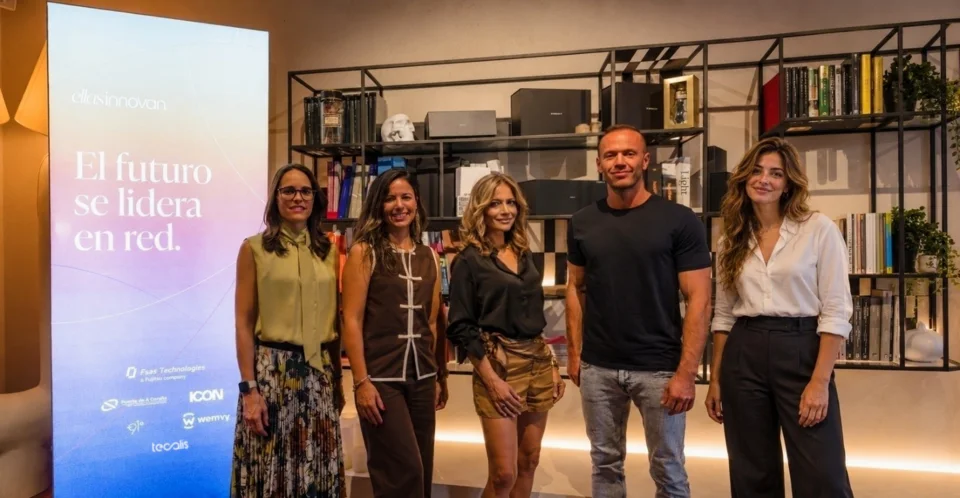 Ellas Innovan ampl&iacute;a su junta directiva: cuatro personas y una IA